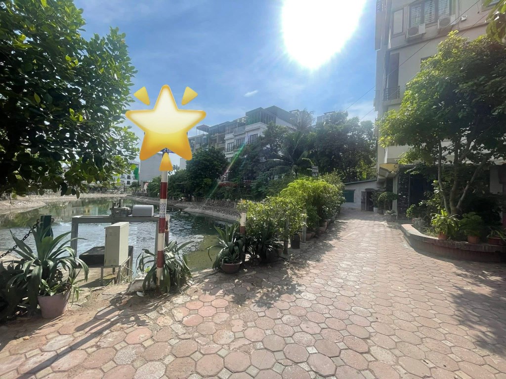 Mảnh đất mặt tiền 20m tại Hoàng Mai 301m² giá 71 tỷ - Cơ hội đầu tư tuyệt vời!