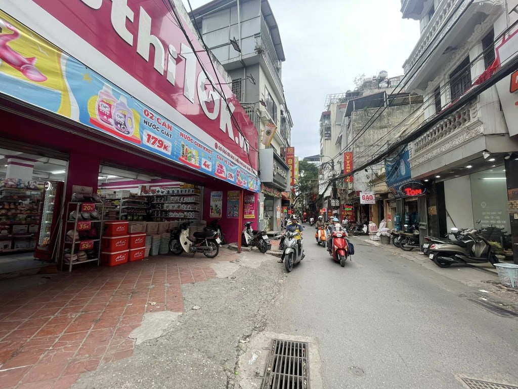 Đất mặt tiền 180m² - Phố Quan Nhân, Thanh Xuân - Cơ hội đầu tư sinh lời!