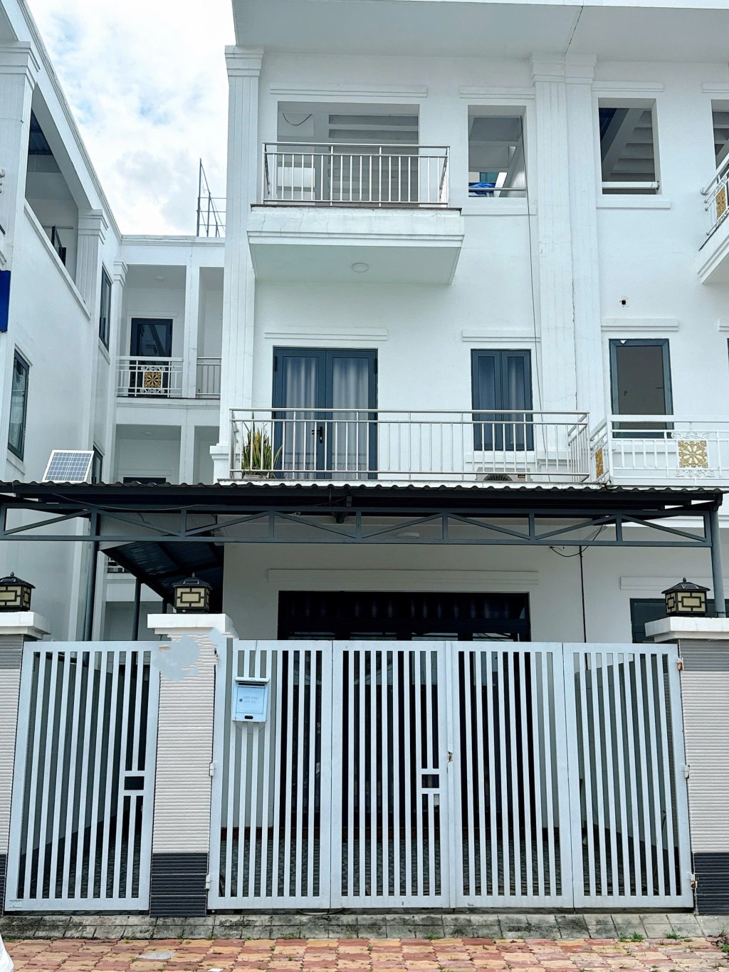 Nhà 1 trệt 2 lầu Khu đô thị Hưng Phú 120m² giá 12 triệu - Thuận tiện ở hoặc kinh doanh!