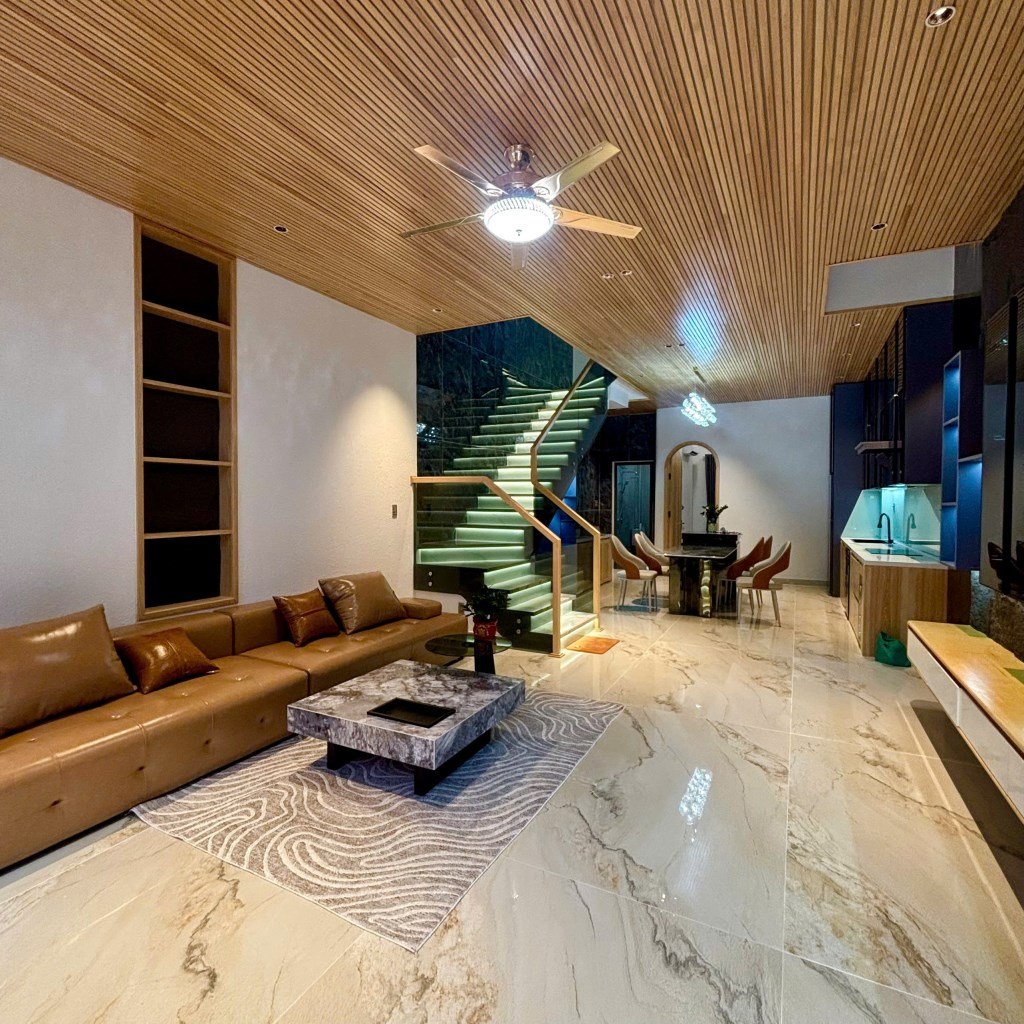 Nhà 3 tầng hiện đại Hòa Xuân Đà Nẵng 100m² giá 8.79 tỷ - Đầu tư sinh lời ngay!