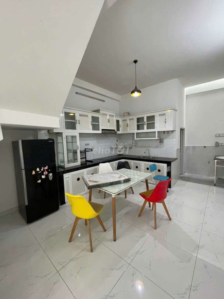 Nhà cho thuê đường ô tô gần Bệnh Viện Thủ Đức - 60m² giá 9 triệu