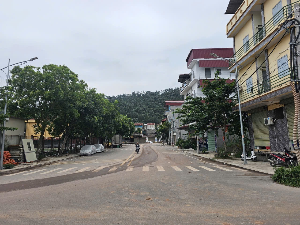 Đất giãn dân Lãm Trại 153m², giá 8.6 tỷ - Nhìn công viên, hướng Đông!