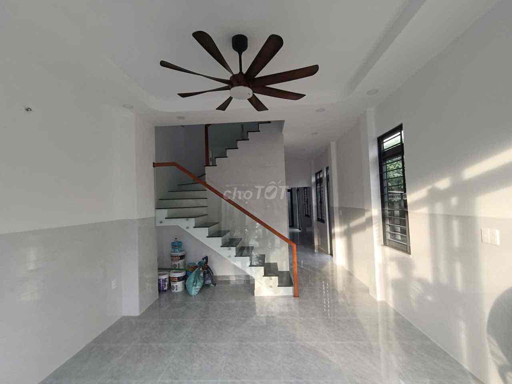 Nhà cho thuê tại Linh Trung, Thủ Đức 100m² - Phù hợp làm văn phòng và ở