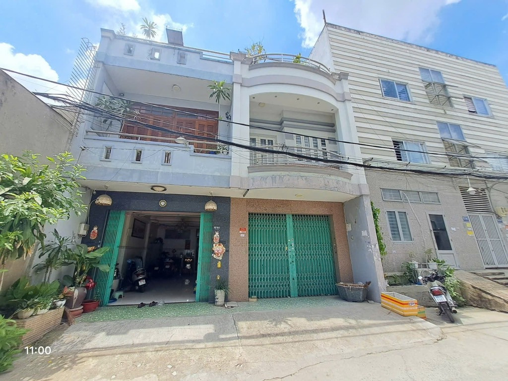 Nhà 3 tầng hẻm 92 Bùi Tư Toàn, An Lạc 234m² giá 14.6 tỷ - Tiện ích đầy đủ, gần bến xe