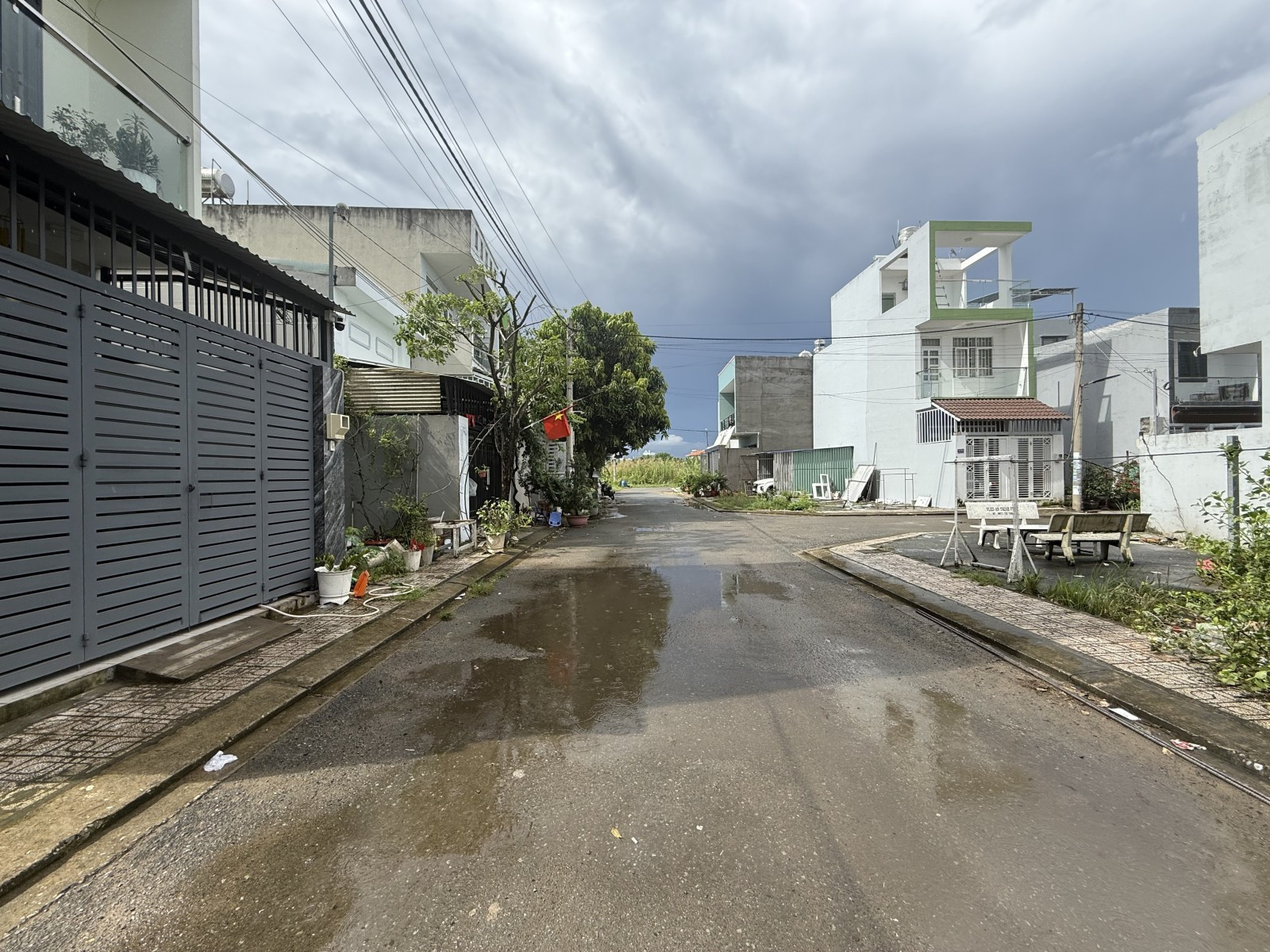 Đất thổ cư 59m² giá chỉ 3.5 tỷ - Sổ hồng riêng, vị trí đắc địa tại Long Trường!