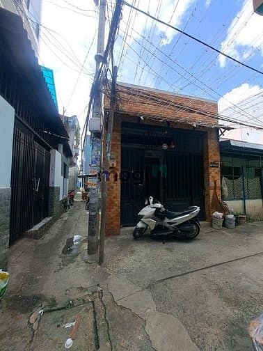 Nhà cấp 4 góc 2 mặt hẻm Trương Phước Phan, Quận Bình Tân 48m² - Đầu tư sinh lời 90 triệu/năm!