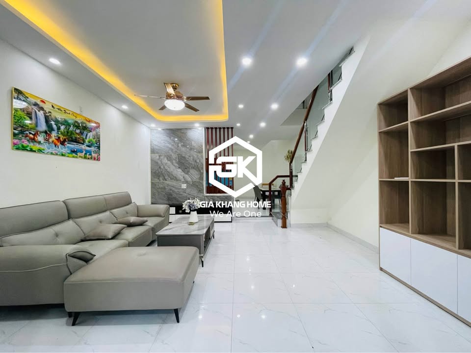 Nhà nguyên căn 2 tầng 140m² đường Lương Định Của - Full nội thất, giá 12 triệu/tháng!