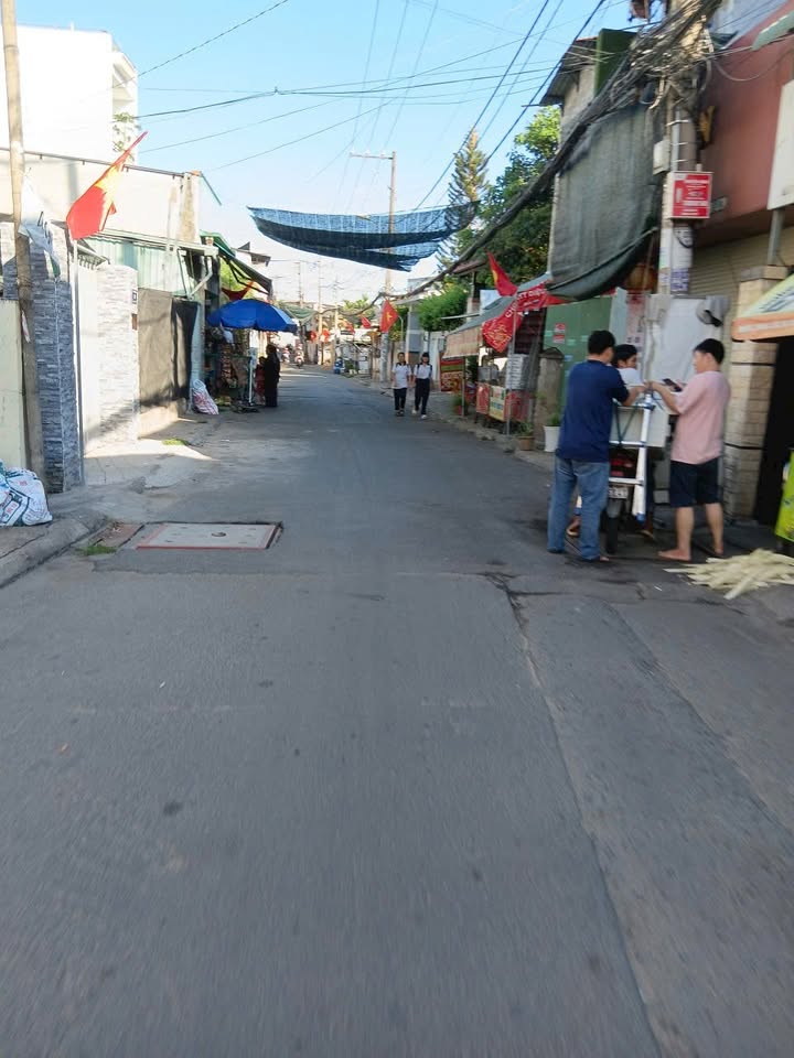 Nhà phố mặt tiền kinh doanh đường Số 3, Thủ Đức 95m² - Vị trí đắc địa, kinh doanh thuận lợi!