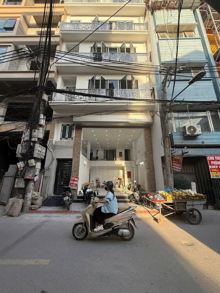 Cho thuê mặt bằng kinh doanh đường Cổ Nhuế, quận Bắc Từ Liêm - Kinh doanh thuận lợi!