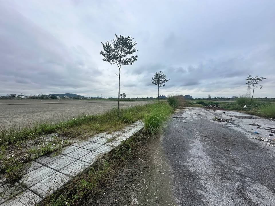 Lô đất Lk5 mb 4918 Đông Yên 100m² giá 1.1 tỷ - Đầu tư sinh lời ngay!