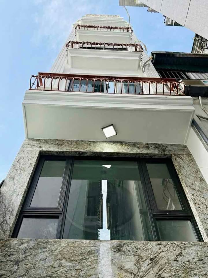 FrontHouse Trạm Long Biên 38m² giá 9 tỷ - Căn góc mới keng, ô tô đỗ cổng!