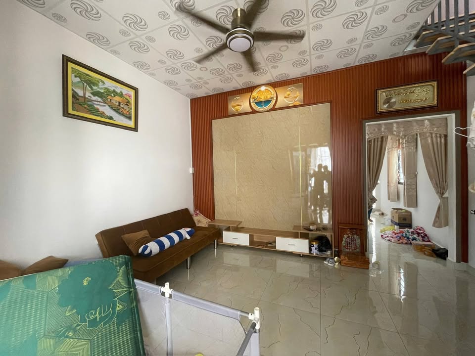 Nhà bán hẻm Ngô Quyền, Rạch Giá 55m² giá 1.45 tỷ - Nhà đẹp, nội thất đầy đủ!