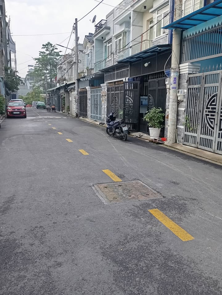 Nhà mặt tiền Hiệp Bình Thủ Đức 52m² giá 6 tỷ - Kinh doanh sinh lời ngay!