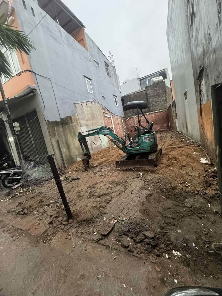 Đất nền Hải Châu Đà Nẵng 98m² giá 4.75 tỷ - Vị trí đắc địa gần trung tâm!