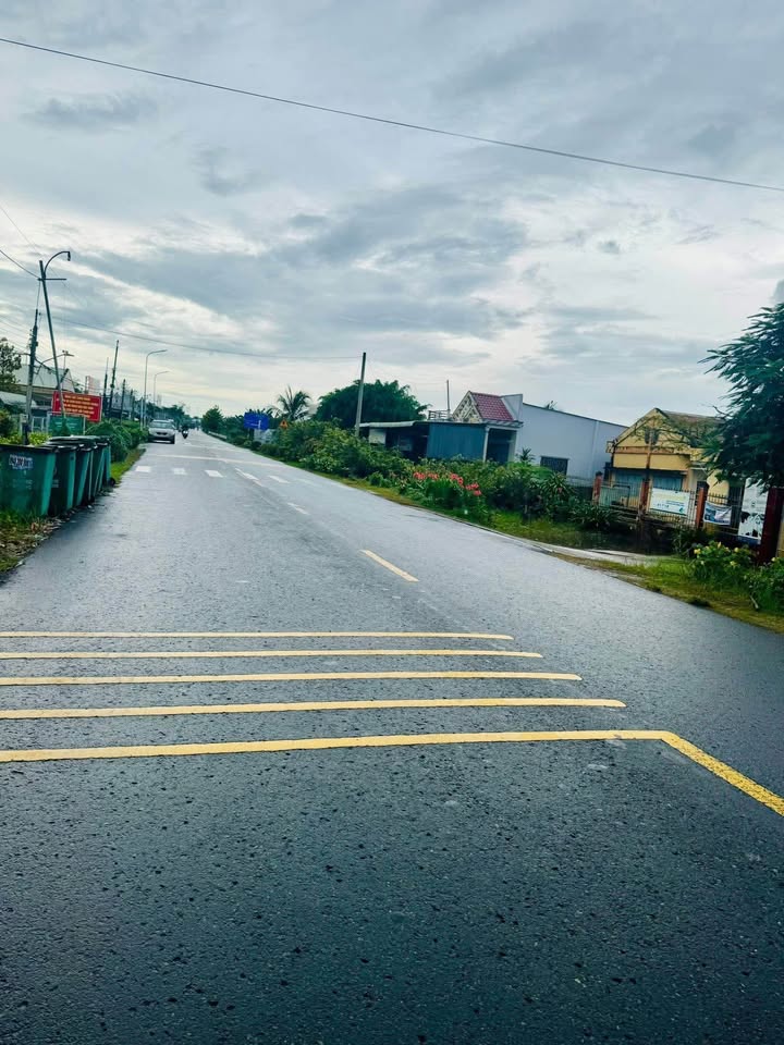 Nhà cấp 4 mặt tiền Tỉnh Lộ 908, 222.6m² giá 1.45 tỷ - Vào ở ngay!