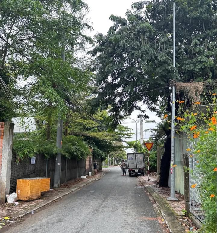 Bán đất thổ cư mặt tiền Phan Lương Trực, Mỹ Tho 304.8m² giá 4 tỷ - Cơ hội đầu tư sinh lời!