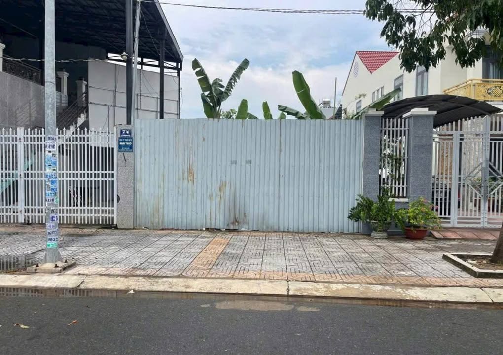 Đất mặt tiền Lê Văn Duyệt, phường Long Toàn, 180m² giá chỉ 3.8 tỷ - Cơ hội đầu tư tuyệt vời!