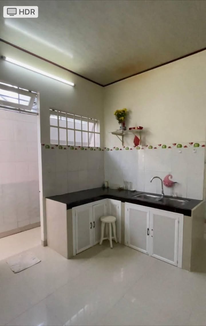 Nhà mặt tiền Phan Bội Châu Đà Lạt 3 tầng - Thuận tiện kinh doanh chỉ 15 triệu!