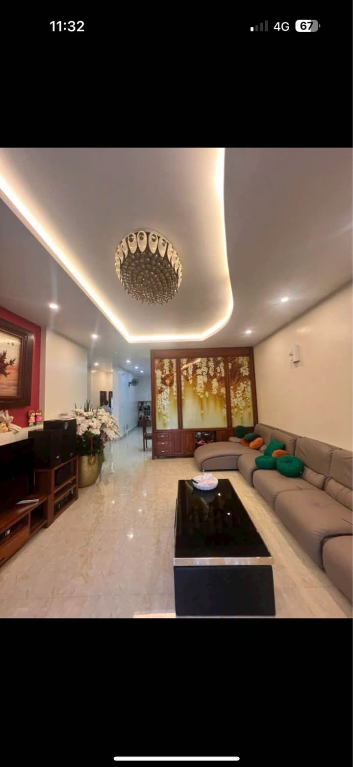 Nhà 3 tầng tại Ngô Thị Nhậm, Móng Cái 200m² - Chính chủ bán gấp!