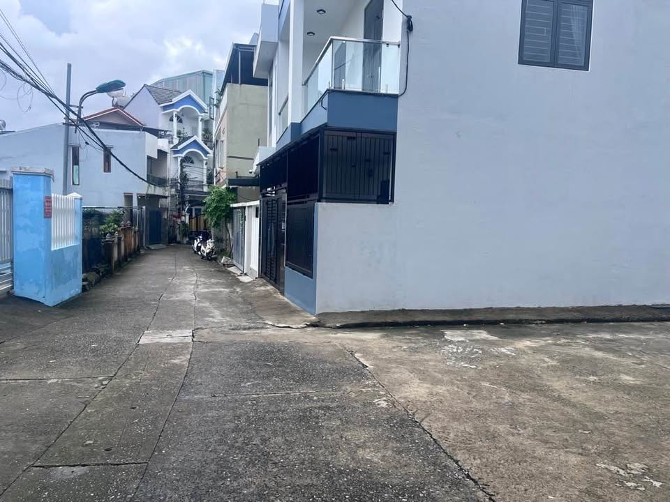 Nhà 2 tầng mặt tiền đường Nguyễn Nhàn, 55m² giá chỉ 3.12 tỷ - Cơ hội đầu tư không thể bỏ lỡ!