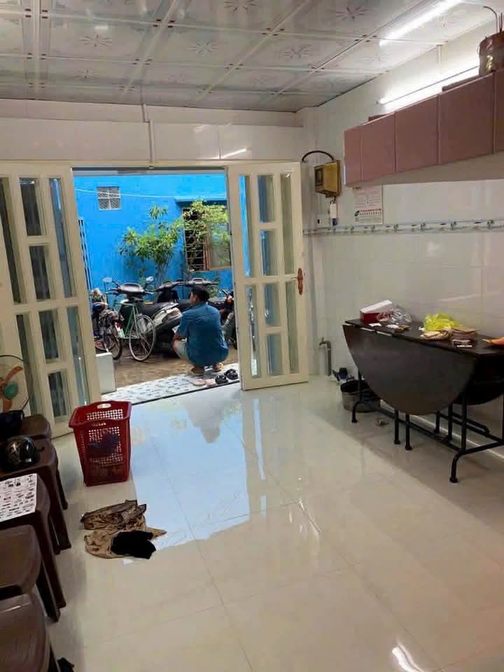 Nhà cho thuê đường Phạm Phú Thứ, quận 6, 30m² - Yên tĩnh và thoải mái!