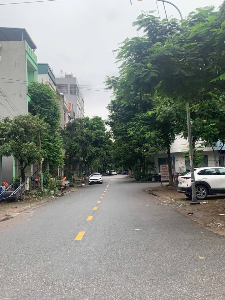 Bán nhà mặt phố Lương Ngọc Quyến, Kinh Bắc 79m² giá 11.5 tỷ - Kinh doanh sầm uất!