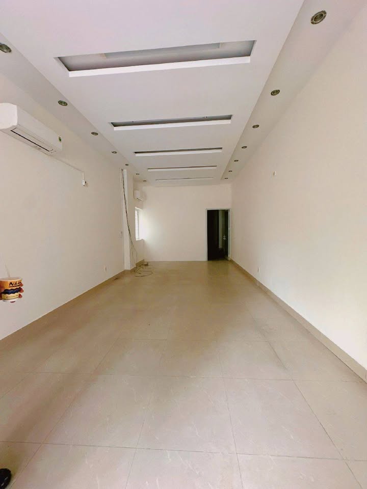 Nhà đẹp 4 tầng tại Thái Phiên, Hải Châu, Đà Nẵng - Giá 22 tỷ, cơ hội hiếm có!