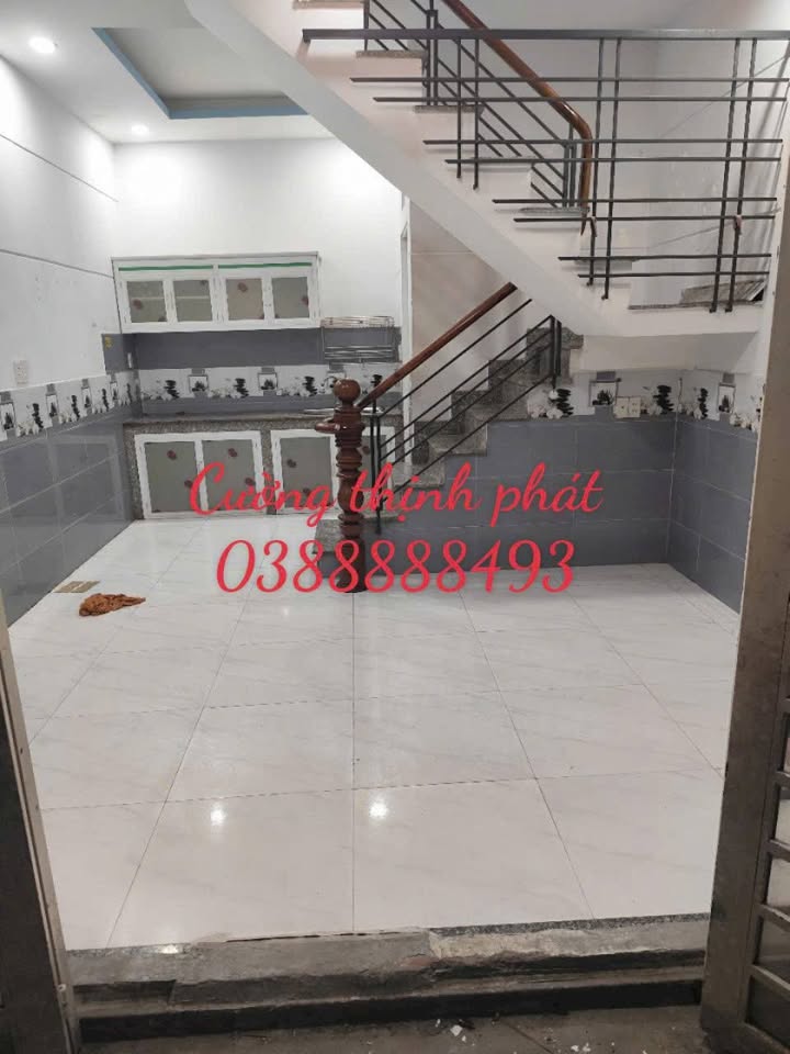 Nhà cho thuê Hiệp Thành, quận 12 - 24m² chỉ 3.7 triệu/tháng - Ban công thoáng mát!