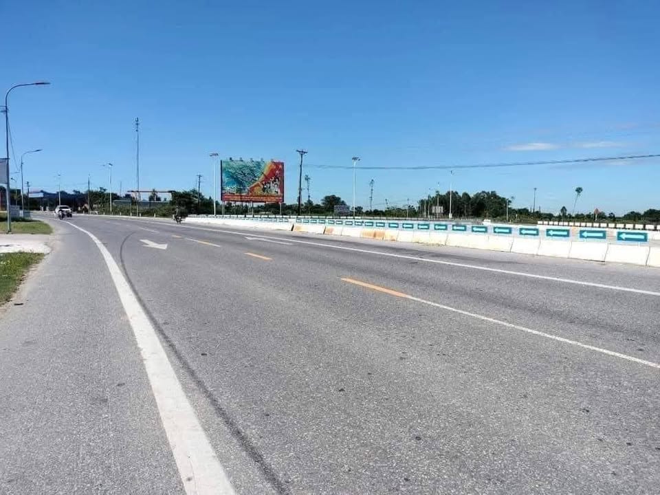 Đất nền MB171 Quốc lộ 10 Hoằng Đức 100m² giá chỉ 2.2 tỷ - Cơ hội đầu tư hấp dẫn!