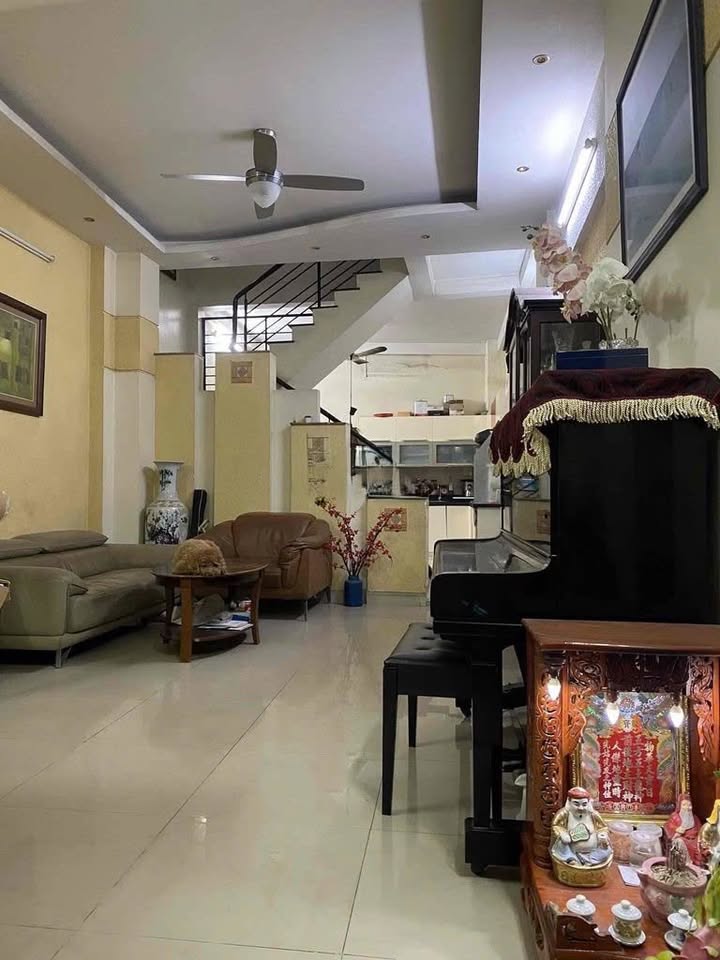 Nhà nguyên căn cho thuê tại Phú Nhuận 63m² giá 23 triệu - Không gian sống lý tưởng!