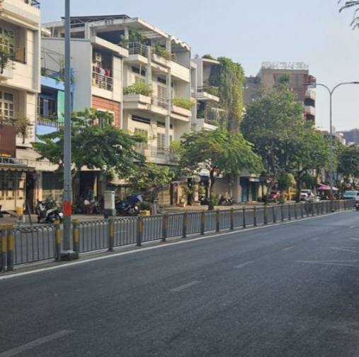 FrontHouse góc 2 mặt tiền đường Minh Phụng, Q6, 60m² giá 21.8 tỷ - Cơ hội đầu tư vàng!