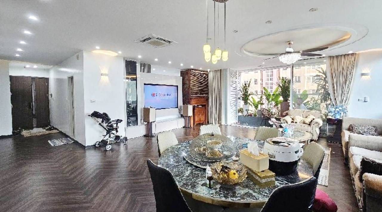 Căn hộ chung cư Dịch Vọng, Cầu Giấy 210m² giá thỏa thuận - Đẳng cấp sống sang trọng!