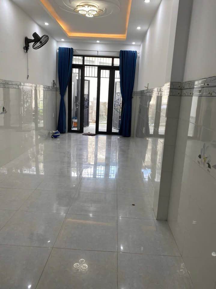 Nhà 1 trệt 2 lầu đường Trương Công Định, P. Tam Thắng 54m² chỉ 4.9 tỷ - An ninh và yên tĩnh!