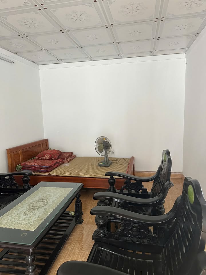 Nhà 2 tầng Kiến An 90m² giá 1 tỷ - Sẵn sàng vào ở ngay!