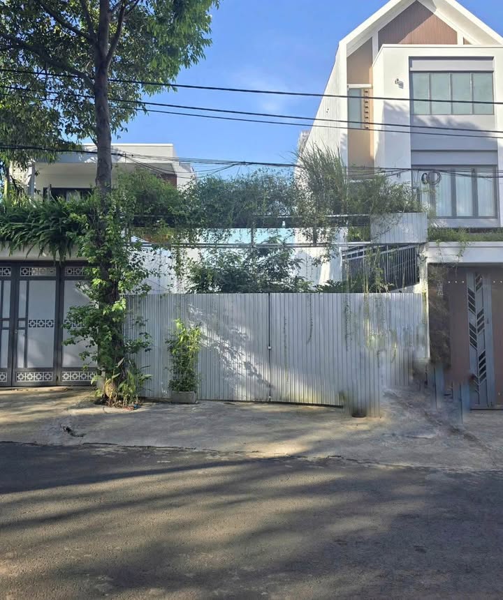 Đất mặt tiền Lương Thế Vinh, Buôn Ma Thuột 123m² giá 3.85 tỷ - Cơ hội đầu tư tuyệt vời!