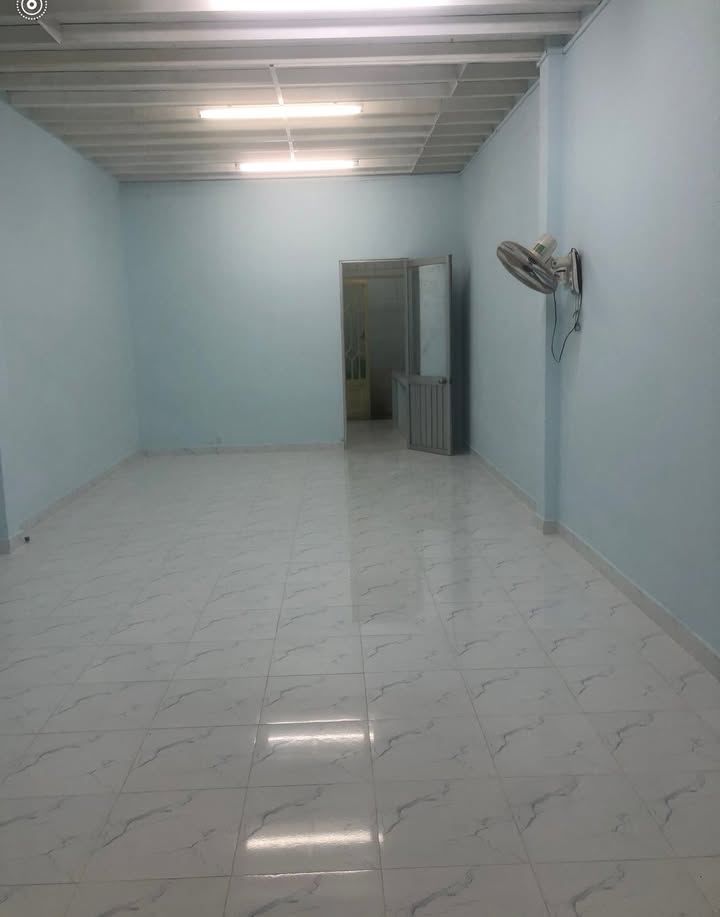 Nhà cho thuê Phường 11 Tân Bình 68m² giá 14 triệu - Phù hợp làm văn phòng!