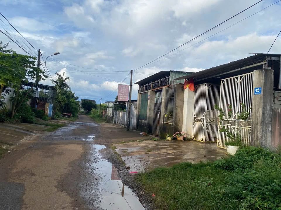 Nhà mặt tiền đường Nguyễn Tuân, P Thắng Lợi, 50m² giá 1.7 tỷ - Cơ hội đầu tư tốt!