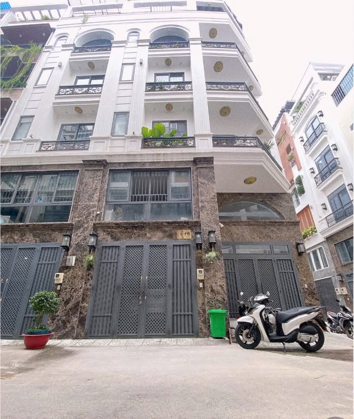 Nhà FrontHouse 2 Mặt Tiền Gò Vấp 48m² giá 12.5 tỷ - Sẵn sàng vào ở!