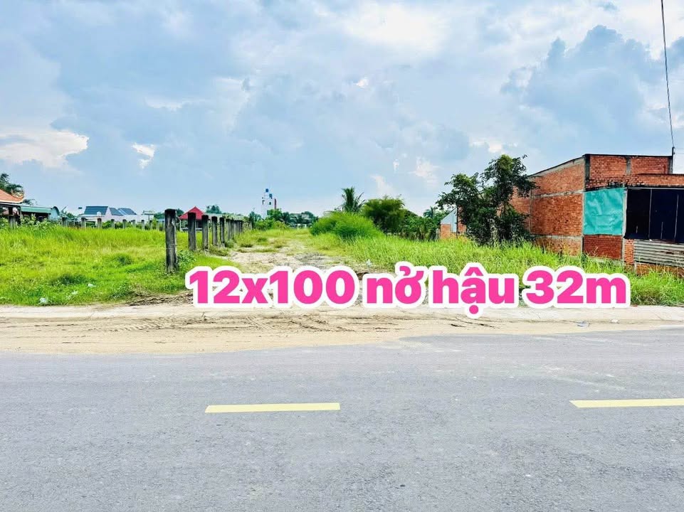 Mặt tiền đường Nguyễn Văn Dương, Đức Hòa, Long An 2400m² - Vị trí kinh doanh lý tưởng!