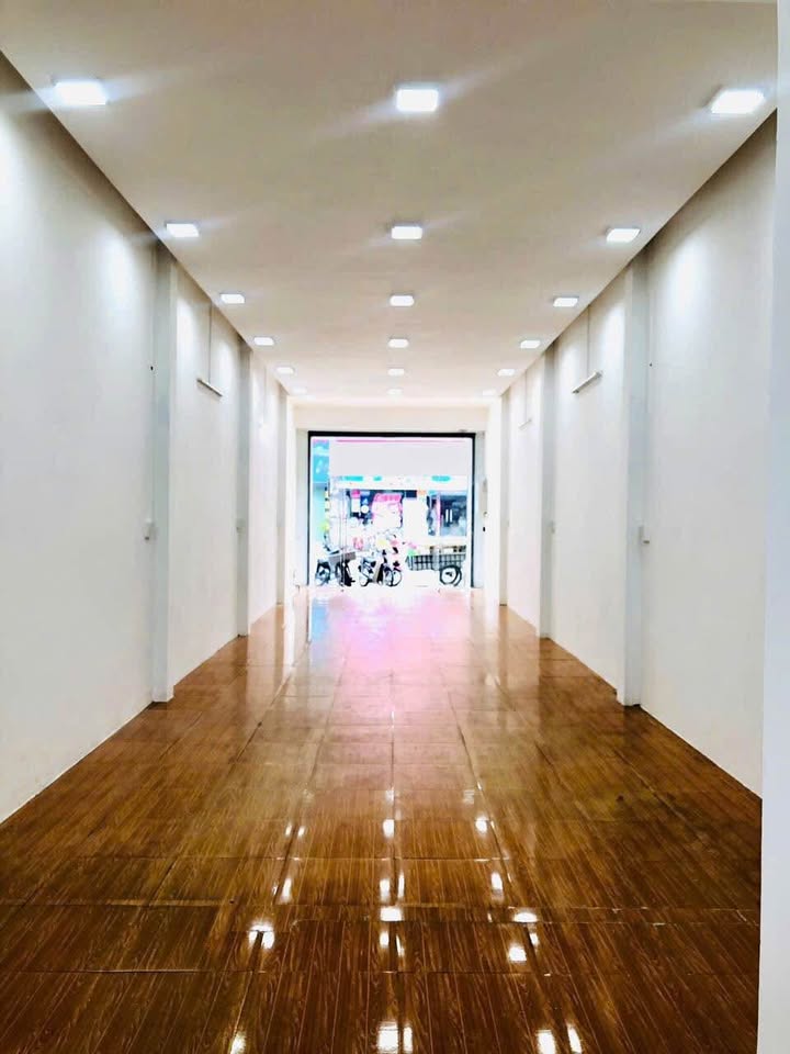 Cho thuê mặt bằng 162m² Lê Hồng Phong, Thủ Dầu Một - Giá 20 triệu/tháng, mới 100%!