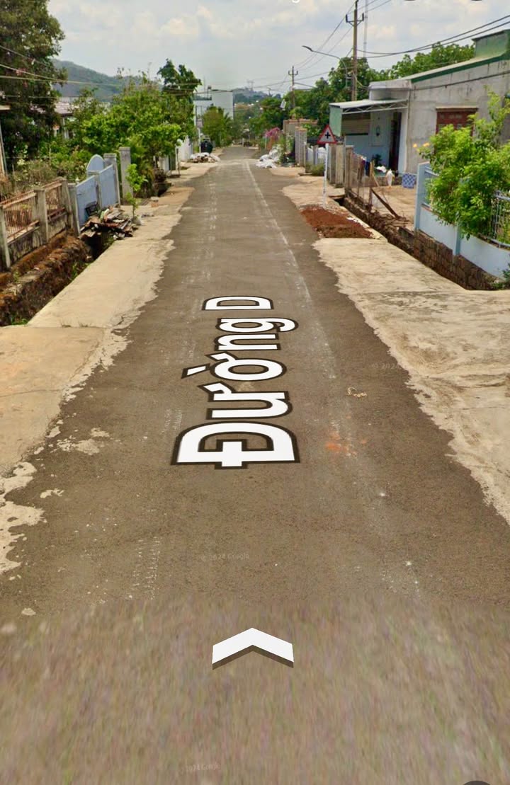 Đất liền kề mặt tiền đường nhựa tại Phường Cư Êbur, Buôn Ma Thuột 108m² - Giá chỉ 2.35 tỷ!