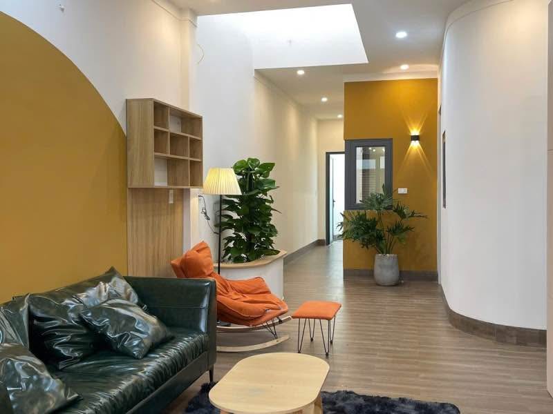 Nhà hẻm 34 Nguyễn Thị Định, Buôn Ma Thuột 100m² giá 2.65 tỷ - Full nội thất sang trọng!