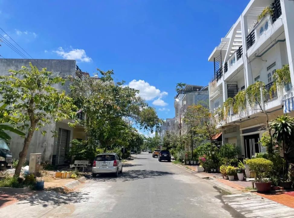 Nhà cho thuê 91B Trần Hoàng Na, Tân An 81m² giá 9 triệu - Kinh doanh thuận lợi!