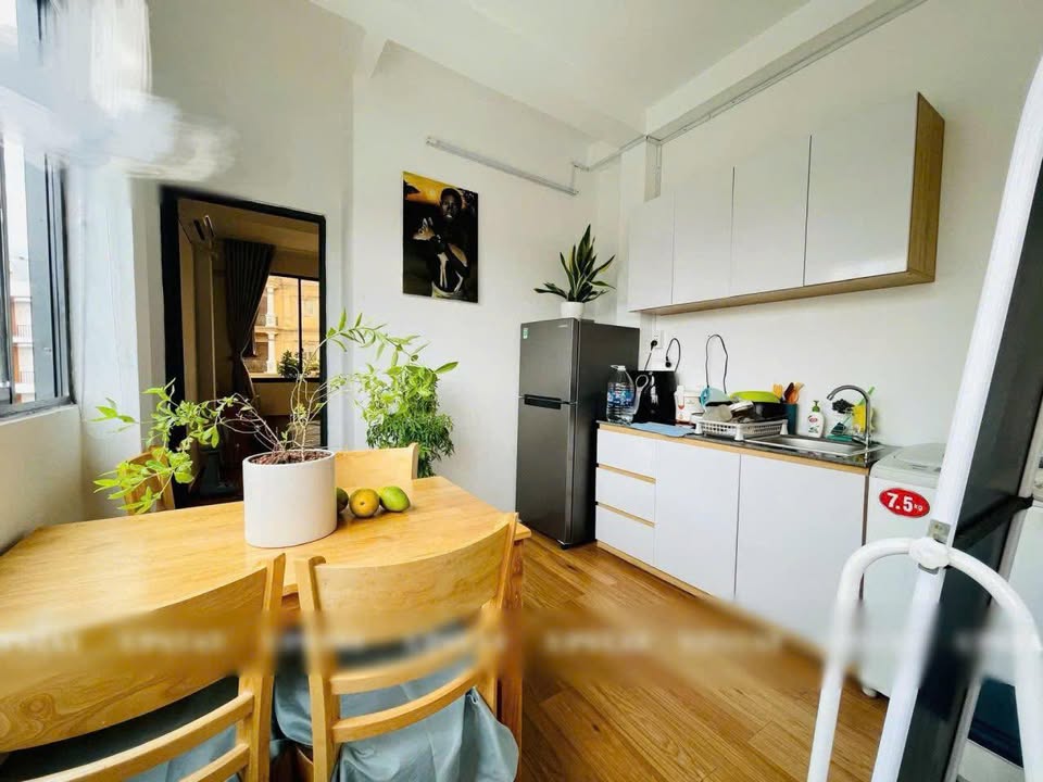 Nhà mặt tiền Nam Kỳ Khởi Nghĩa, Q3 68m² chỉ 300 triệu - Cơ hội đầu tư hấp dẫn!