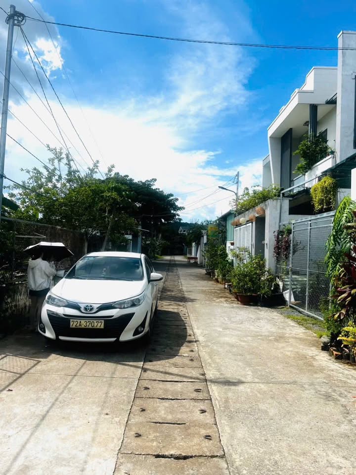 Nhà phố Bà Rịa - 110m² giá 3.3 tỷ - Nhà mới đẹp, kiên cố!