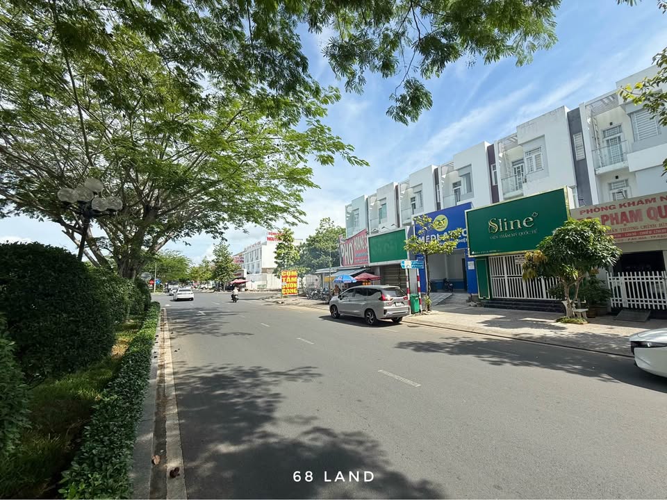 Nhà phố FrontHouse Rạch Giá 110m² giá 8 tỷ - Vị trí đắc địa, thuận lợi kinh doanh!