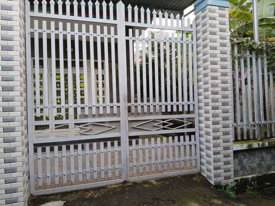 Nhà nguyên căn cho thuê tại Đạo Thạnh, Mỹ Tho 250m² giá 5 triệu - Khu an ninh, xe hơi vào tận nơi!