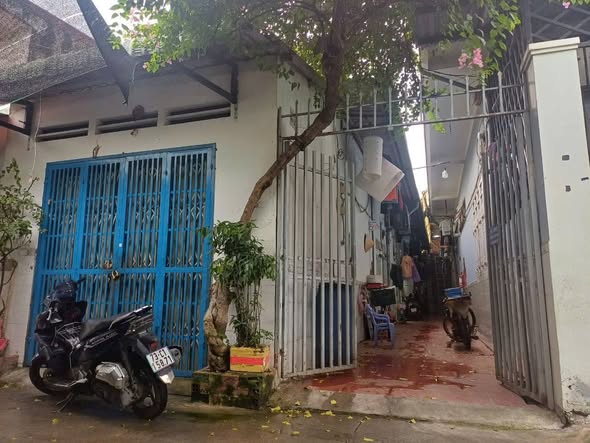 Nhà cấp 4 và 5 phòng trọ tại Bình Hoà, Thuận An 125m² giá 3.65 tỷ - Đầu tư sinh lời ngay!