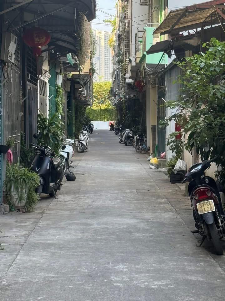 Đất La Khê, Hà Đông 45m² giá 9.5 tỷ - Đường rộng ô tô đỗ cửa!