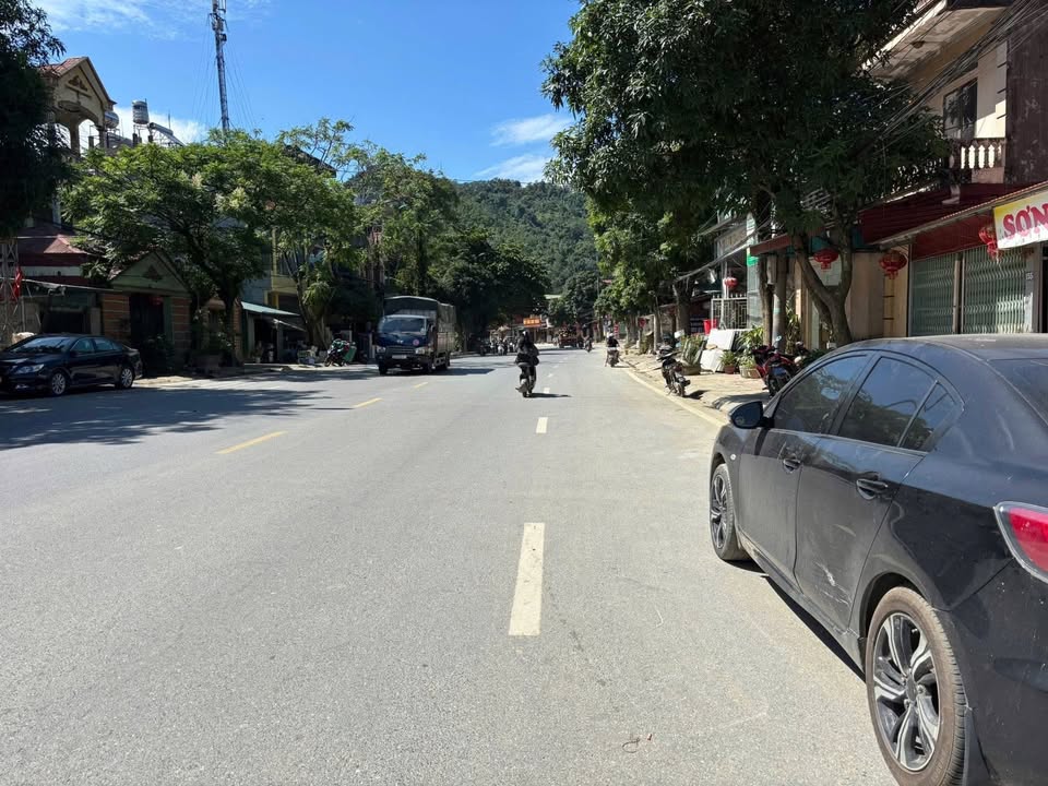 Bán đất mặt tiền đường Lý Thường Kiệt, Ngọc Hà, 94.5m² - Đầu tư sinh lời ngay!